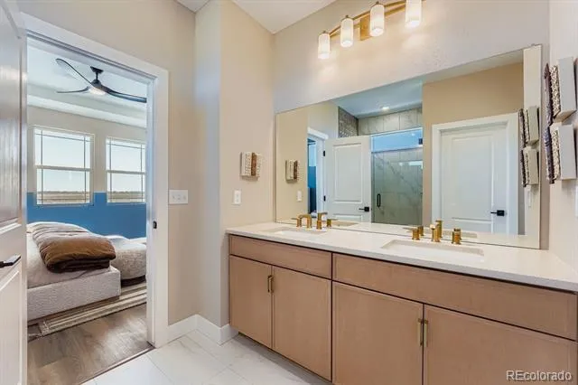 55043 E 27th Avenue Strasburg, CO 80136