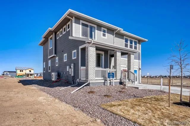 55043 E 27th Avenue Strasburg, CO 80136