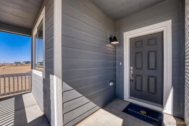 55043 E 27th Avenue Strasburg, CO 80136