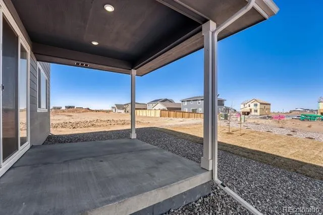 55043 E 27th Avenue Strasburg, CO 80136