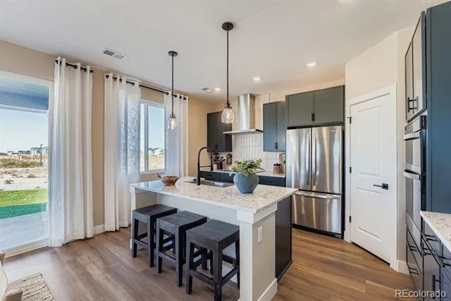 55043 E 27th Avenue Strasburg, CO 80136