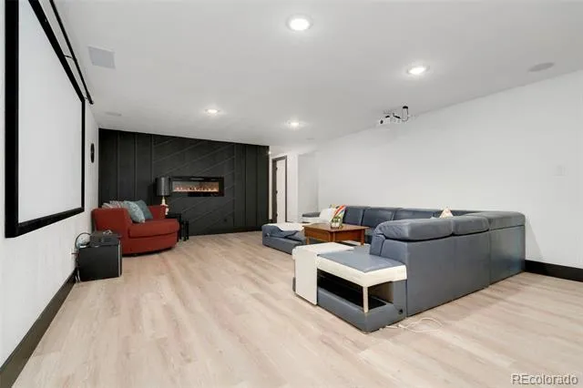 1304 Pine Street Loveland, CO 80537