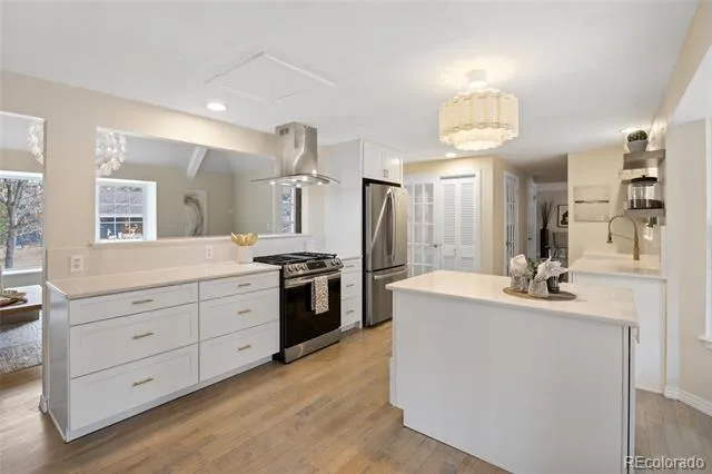 4301 S Alton Place Greenwood Village, CO 80111