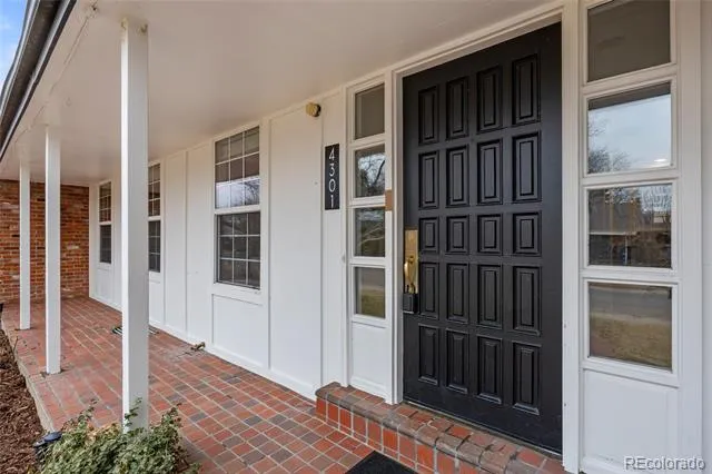4301 S Alton Place Greenwood Village, CO 80111