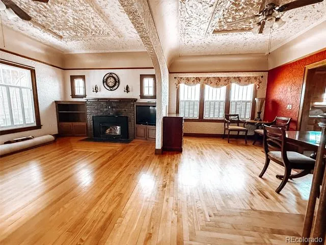 204 W Ash Street Walsh, CO 81090