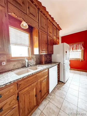 204 W Ash Street Walsh, CO 81090