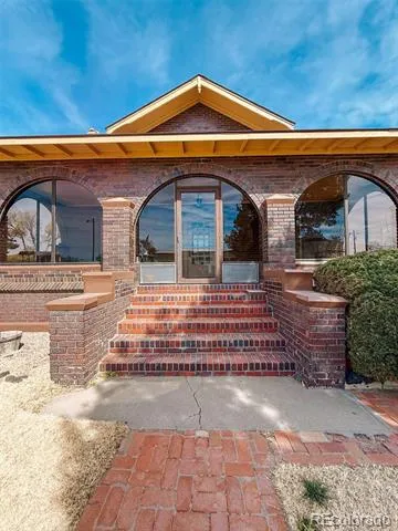 204 W Ash Street Walsh, CO 81090
