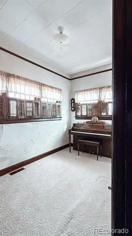 204 W Ash Street Walsh, CO 81090