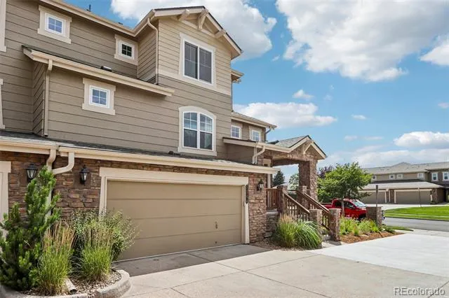 7544 S Quatar Way Aurora, CO 80016