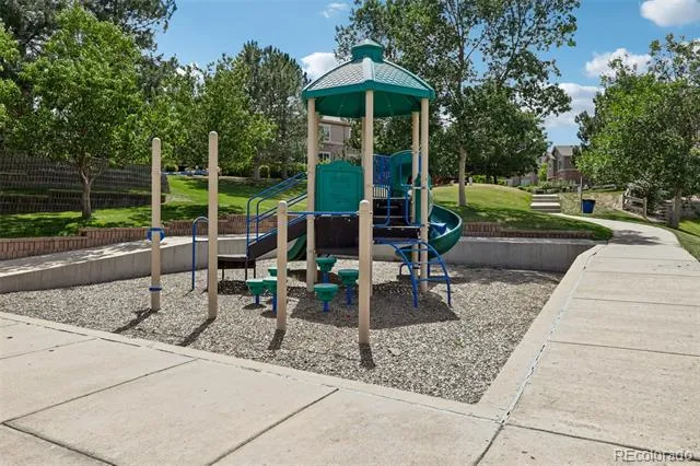 7544 S Quatar Way Aurora, CO 80016