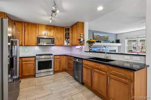 7544 S Quatar Way Aurora, CO 80016