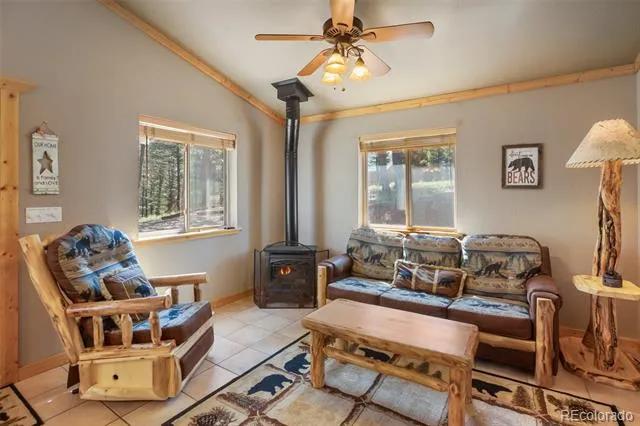 31 Handcart Circle Florissant, CO 80816