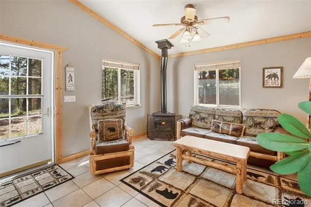 31 Handcart Circle Florissant, CO 80816