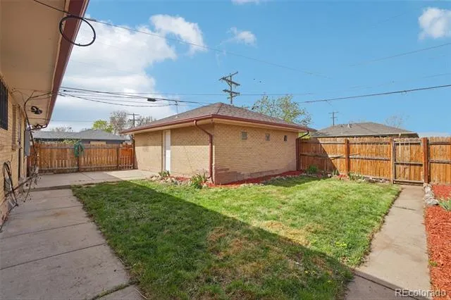 5457 E 36th Avenue Denver, CO 80207