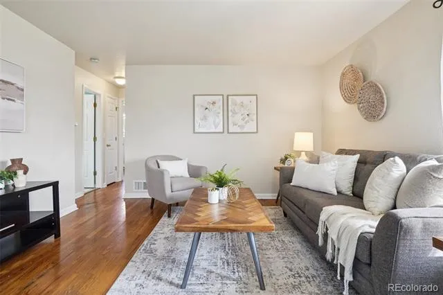 5457 E 36th Avenue Denver, CO 80207