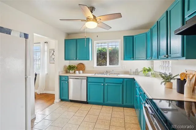 5457 E 36th Avenue Denver, CO 80207