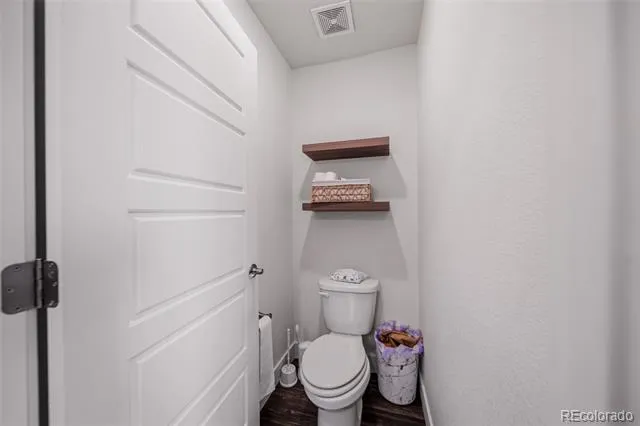 10178 Walden Court Commerce City, CO 80022