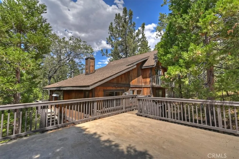 983 Teakwood Lake Arrowhead, CA 92352