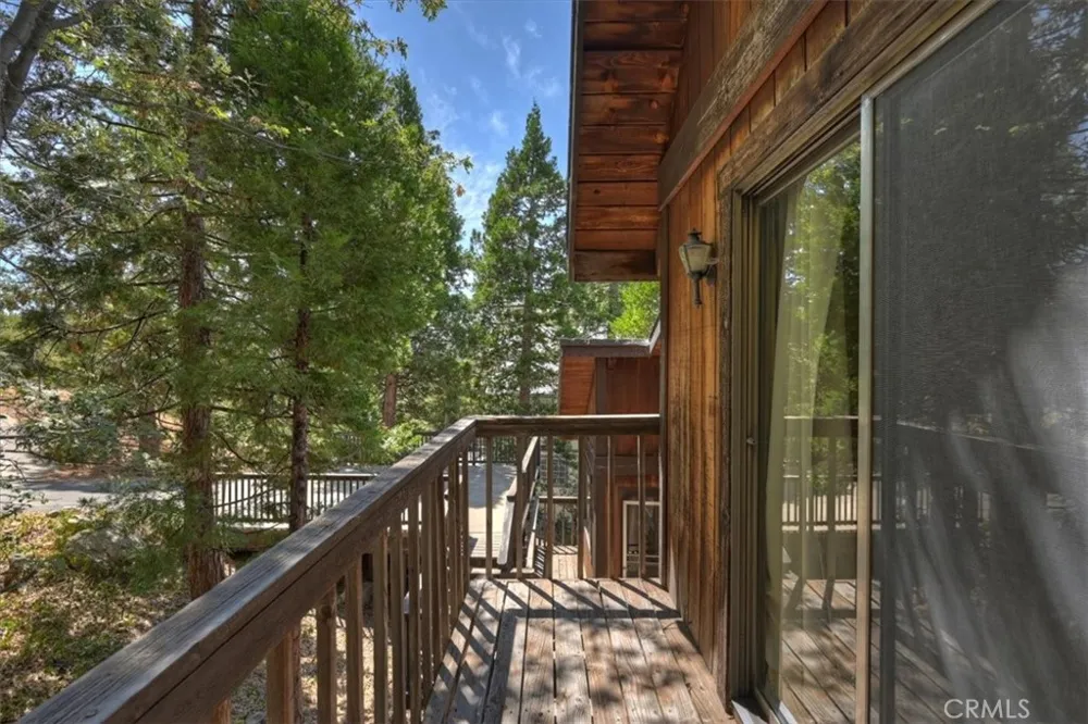 983 Teakwood Lake Arrowhead, CA 92352
