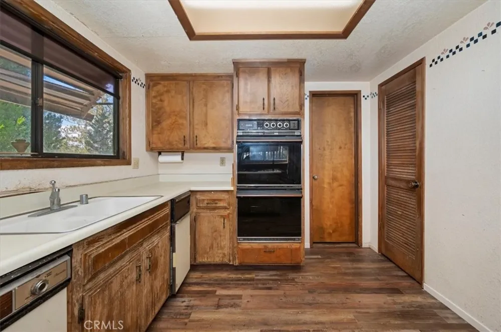 983 Teakwood Lake Arrowhead, CA 92352
