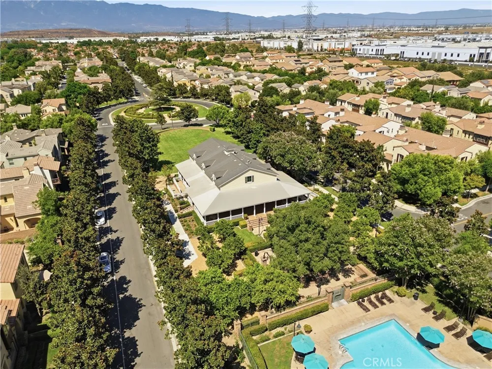 3268 S Westmont Lane #8 Ontario, CA 91761