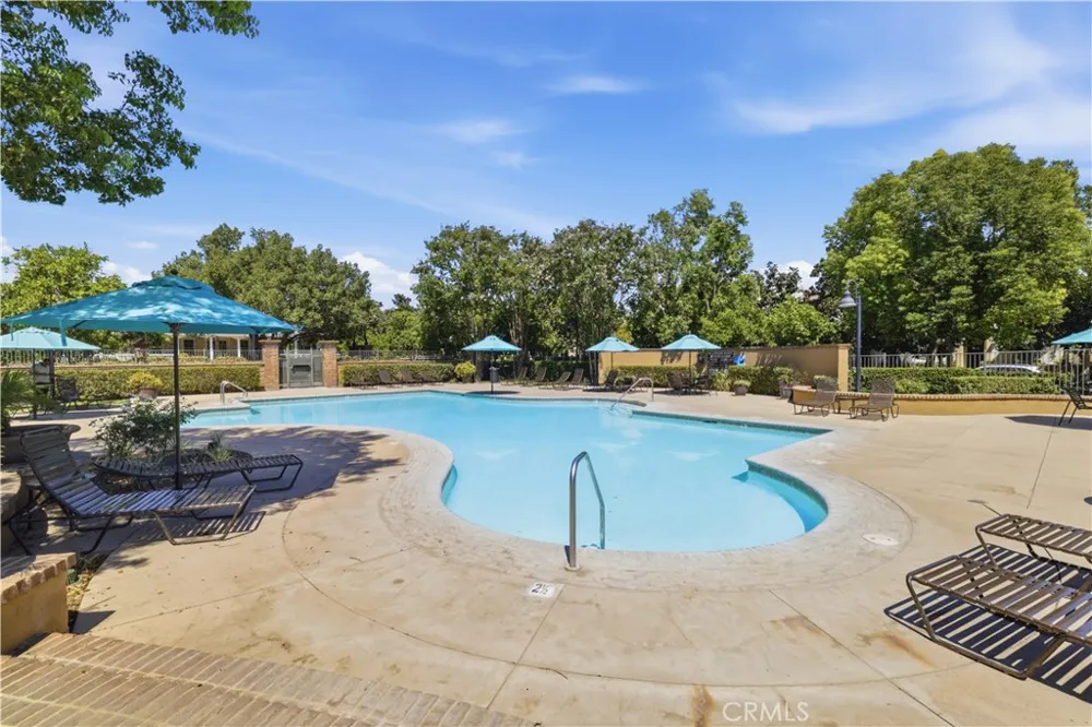 3268 S Westmont Lane #8 Ontario, CA 91761