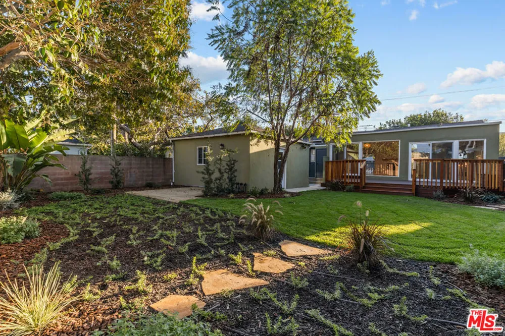 3760 Beethoven Street Los Angeles, CA 90066