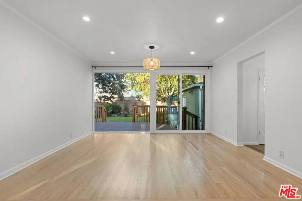 3760 Beethoven Street Los Angeles, CA 90066