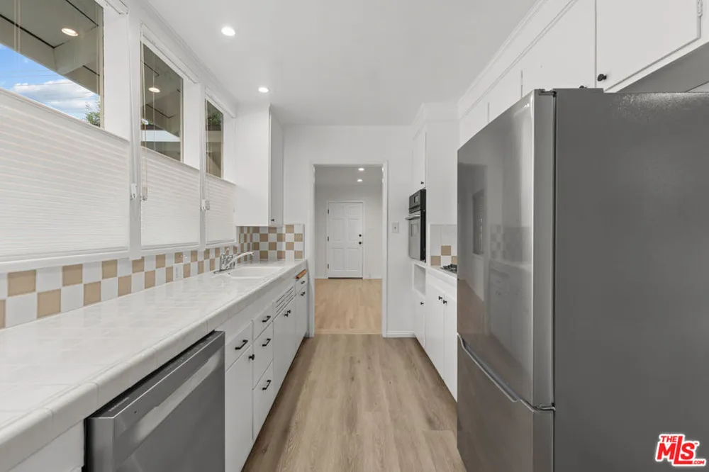 3760 Beethoven Street Los Angeles, CA 90066