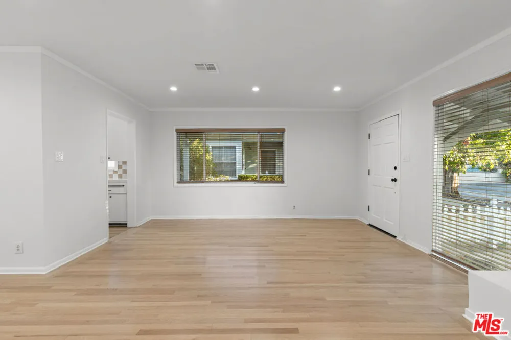 3760 Beethoven Street Los Angeles, CA 90066