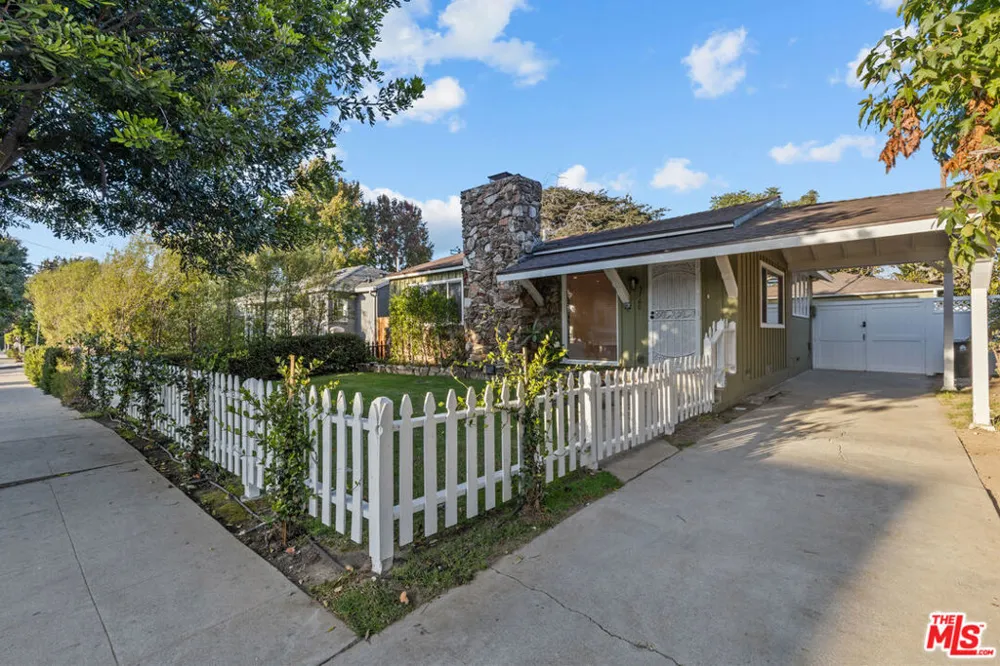 3760 Beethoven Street Los Angeles, CA 90066