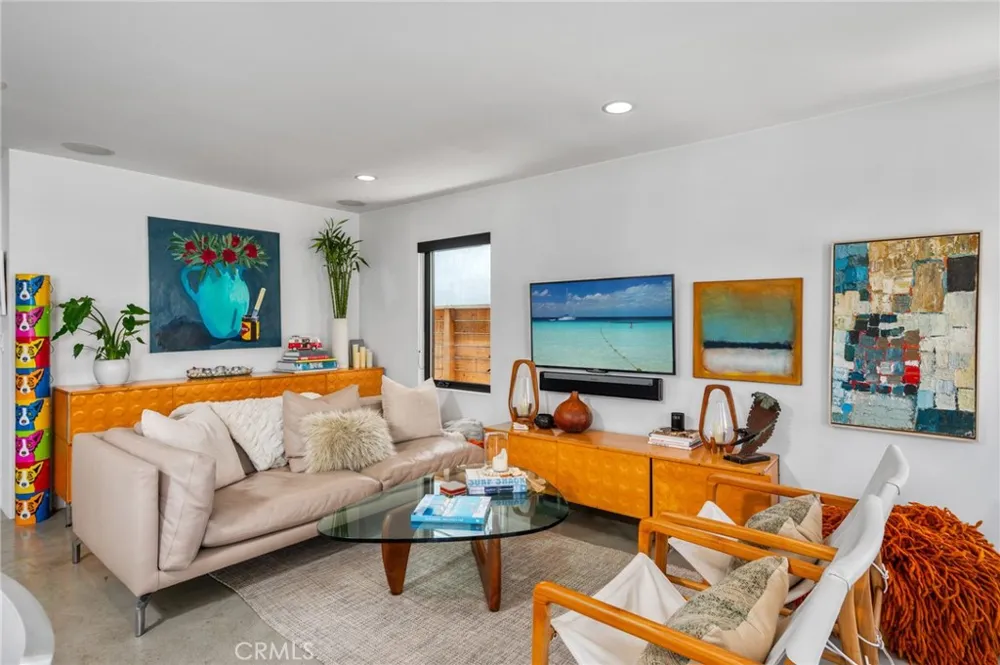 324 6th Street Manhattan Beach, CA 90266