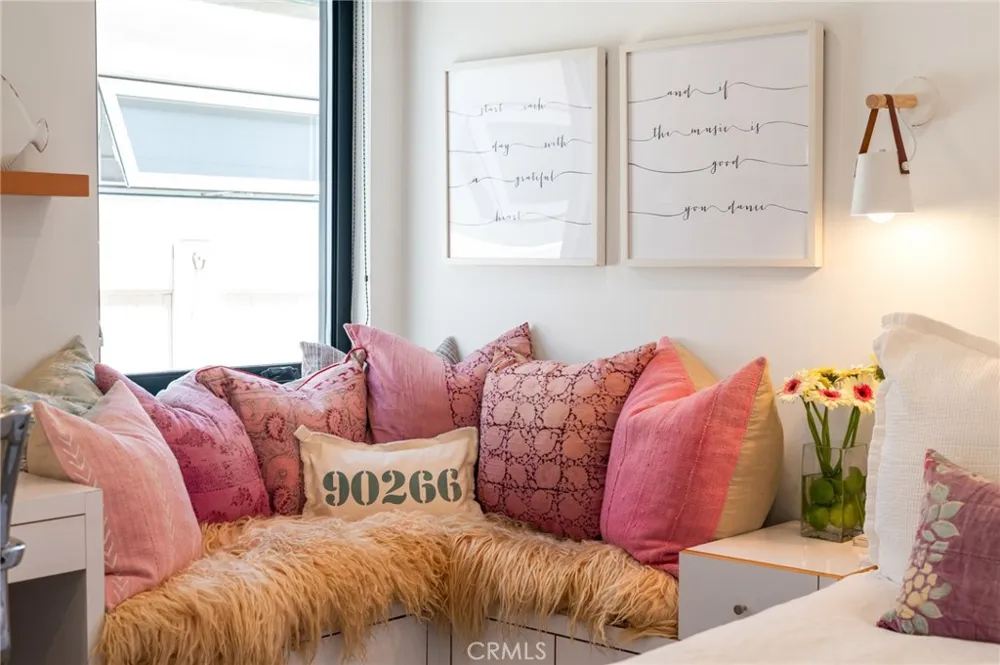 324 6th Street Manhattan Beach, CA 90266