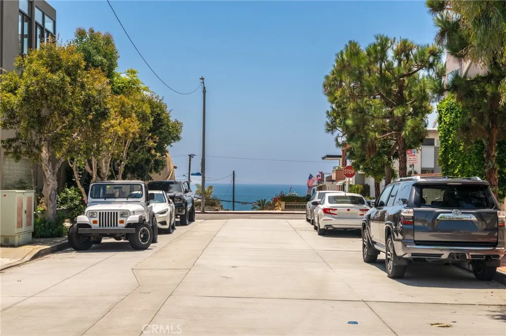 324 6th Street Manhattan Beach, CA 90266