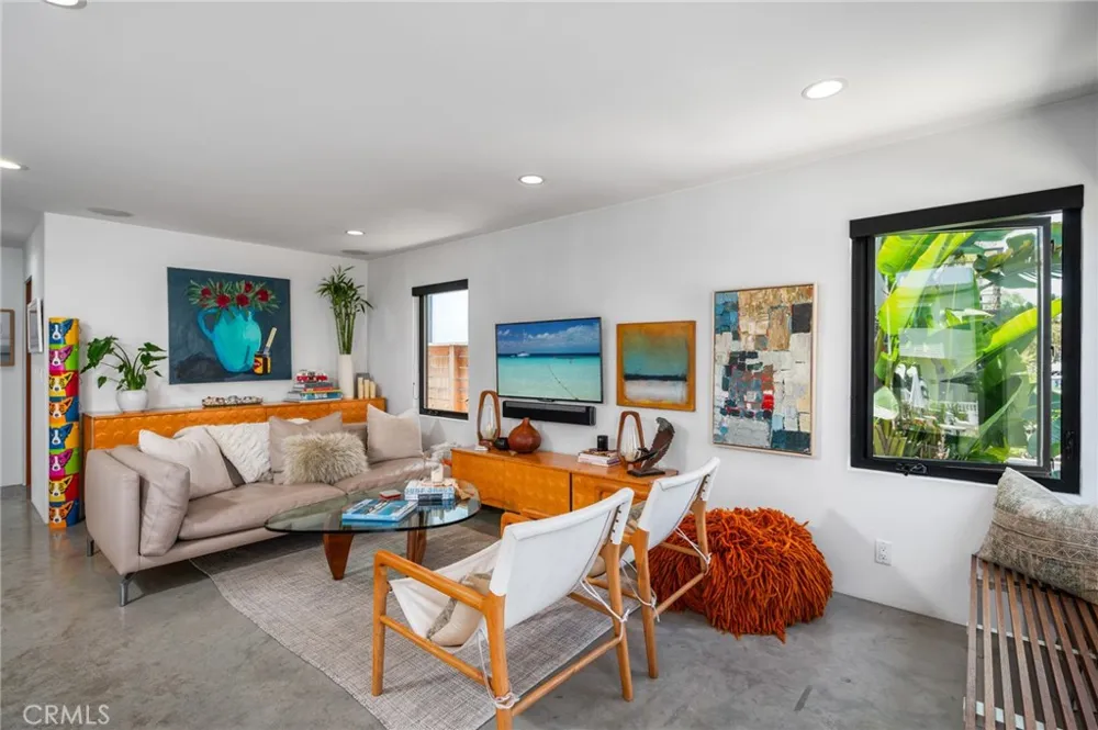 324 6th Street Manhattan Beach, CA 90266