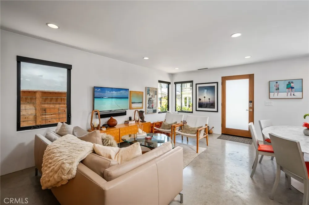 324 6th Street Manhattan Beach, CA 90266