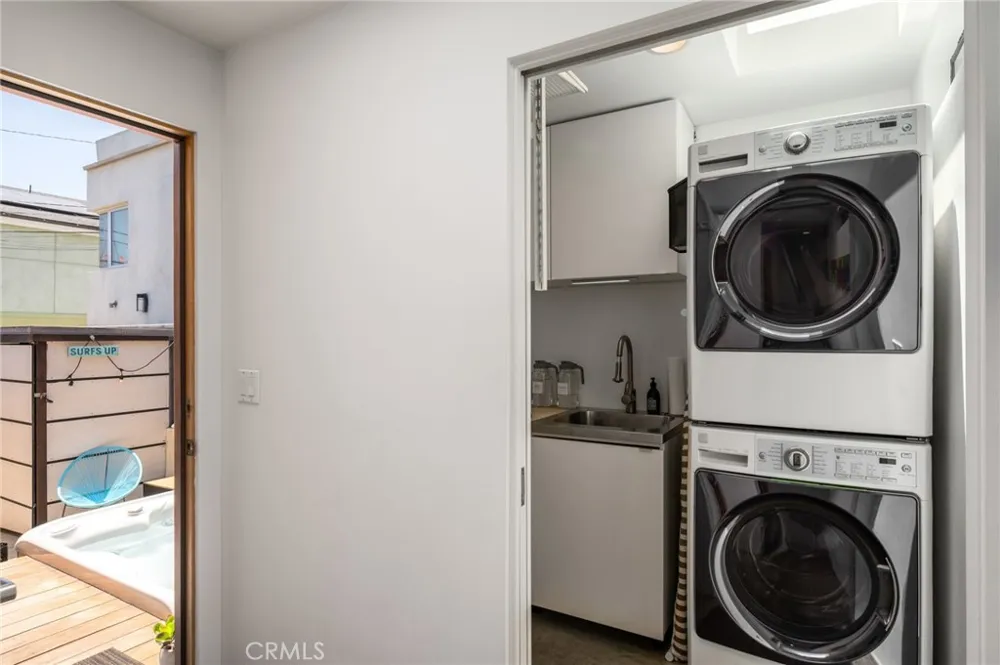 324 6th Street Manhattan Beach, CA 90266