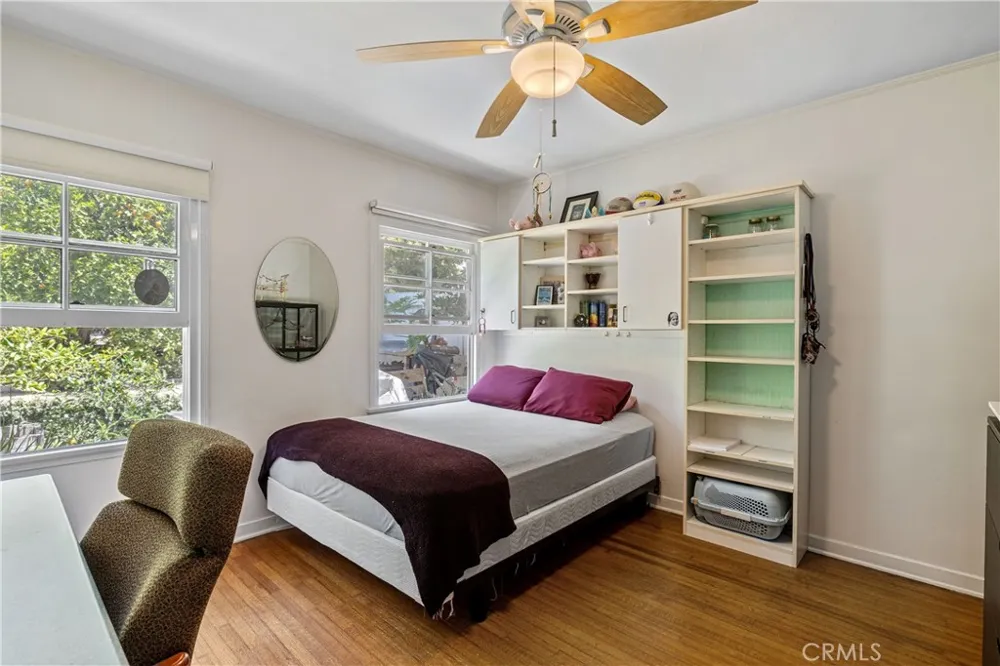 1701 Pier Avenue Santa Monica, CA 90405