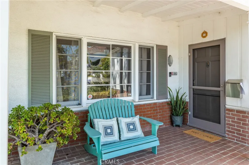 1701 Pier Avenue Santa Monica, CA 90405