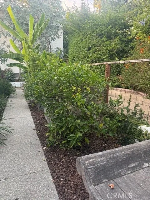1701 Pier Avenue Santa Monica, CA 90405