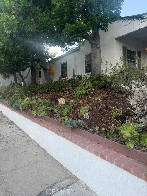 1701 Pier Avenue Santa Monica, CA 90405