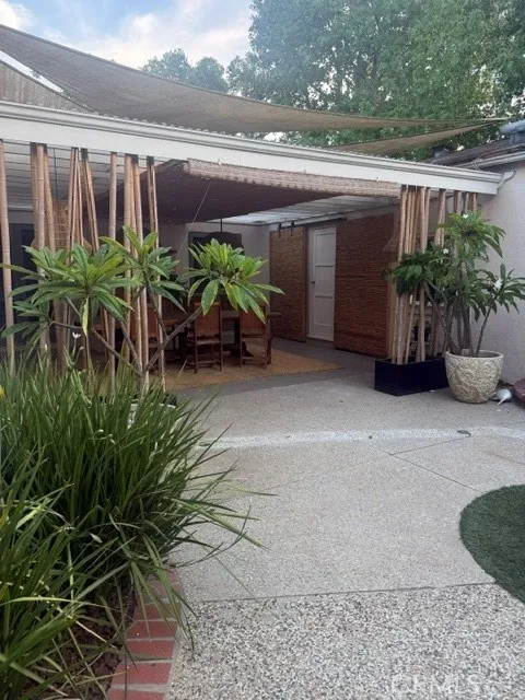 1701 Pier Avenue Santa Monica, CA 90405