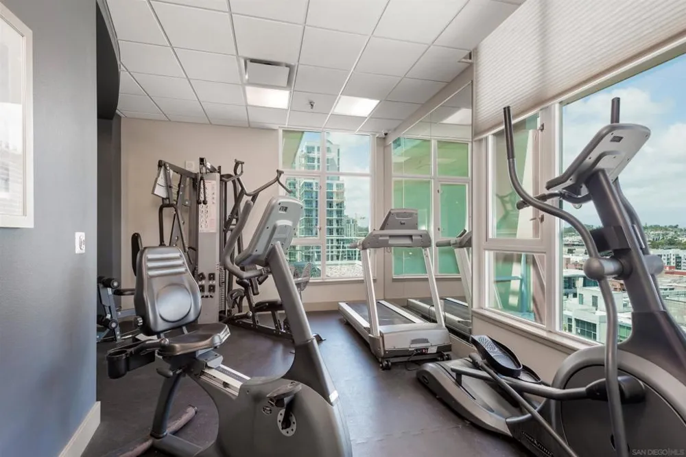 427 9th Ave. #806 San Diego, CA 92101