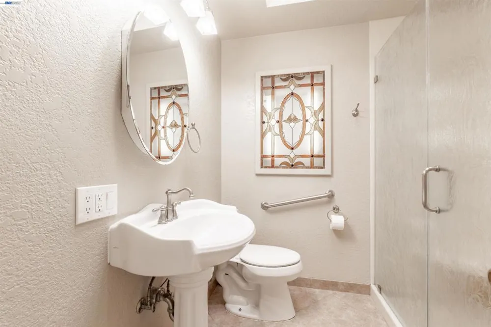 14972 Endicott St San Leandro, CA 94579