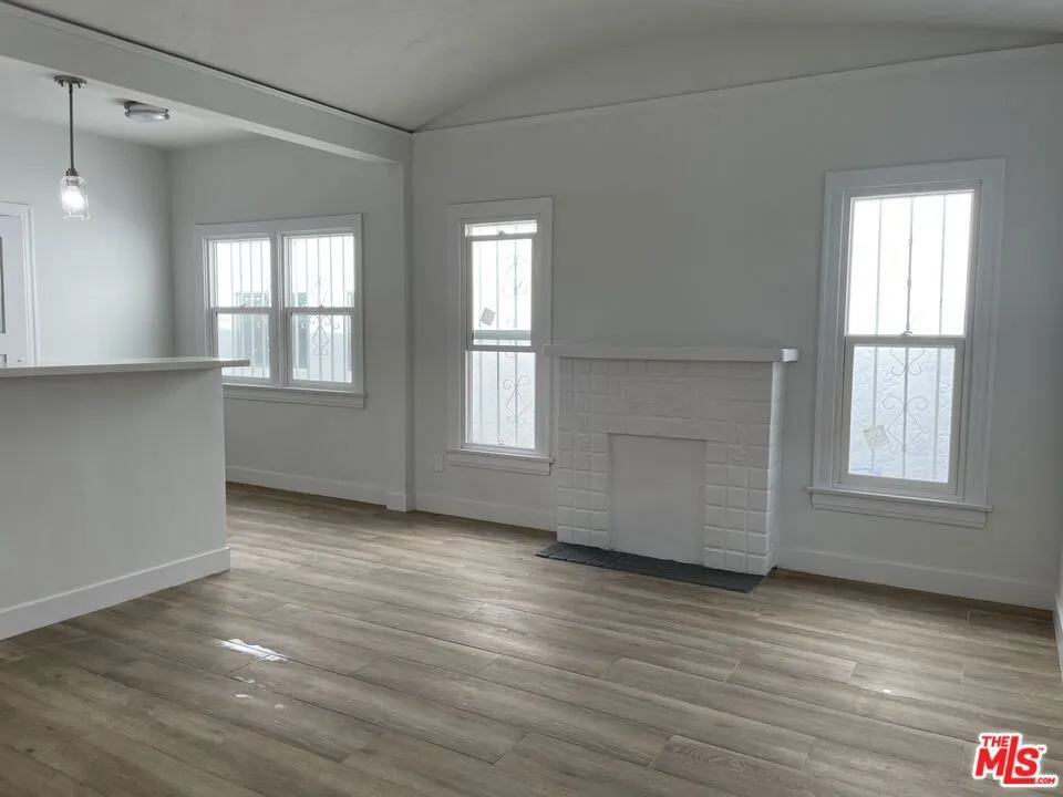 2600 Michigan Avenue Los Angeles, CA 90033