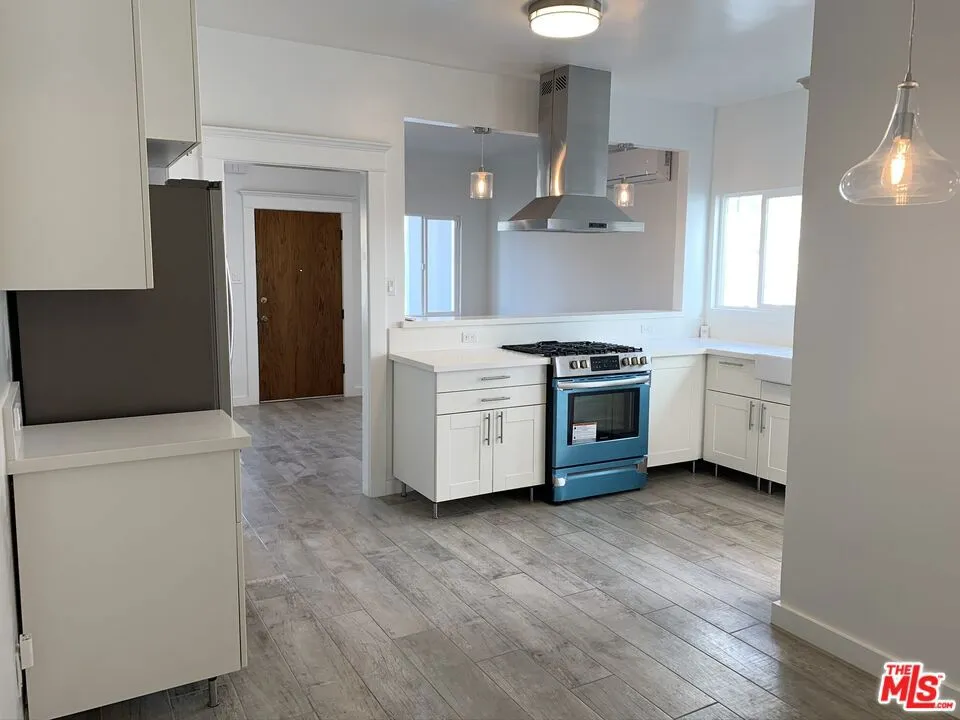 2600 Michigan Avenue Los Angeles, CA 90033