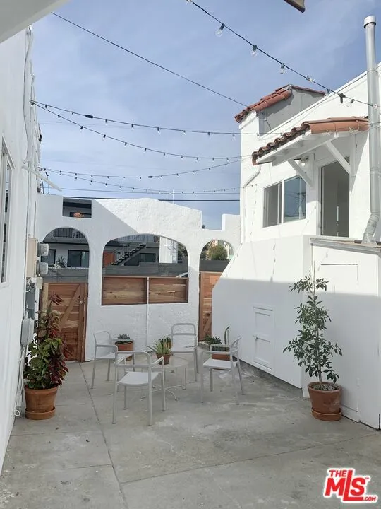 2600 Michigan Avenue Los Angeles, CA 90033