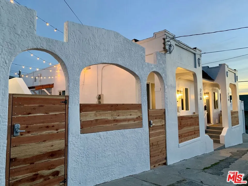 2600 Michigan Avenue Los Angeles, CA 90033