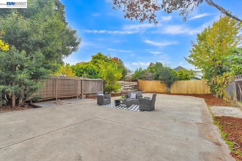 1029 Lincoln Ave Alameda, CA 94501