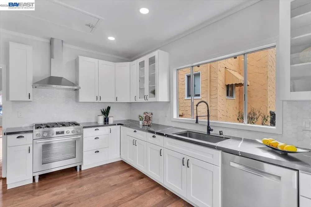 1029 Lincoln Ave Alameda, CA 94501